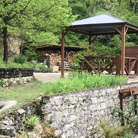 D'Est En Ouest Vila Montcuq Exterior foto