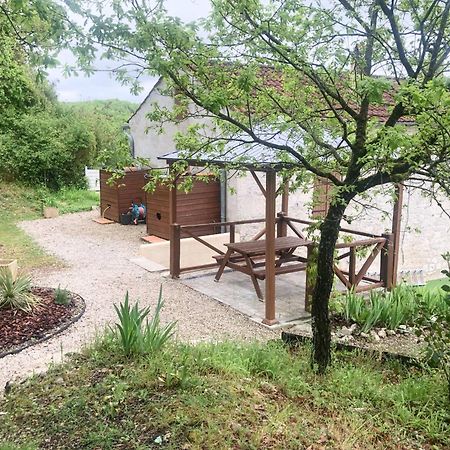 D'Est En Ouest Vila Montcuq Exterior foto