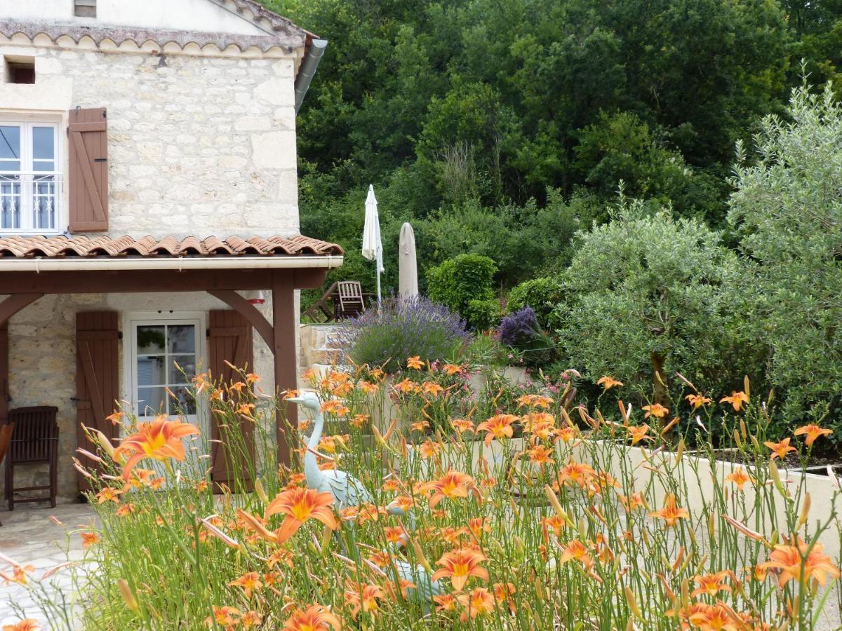 D'Est En Ouest Vila Montcuq Exterior foto